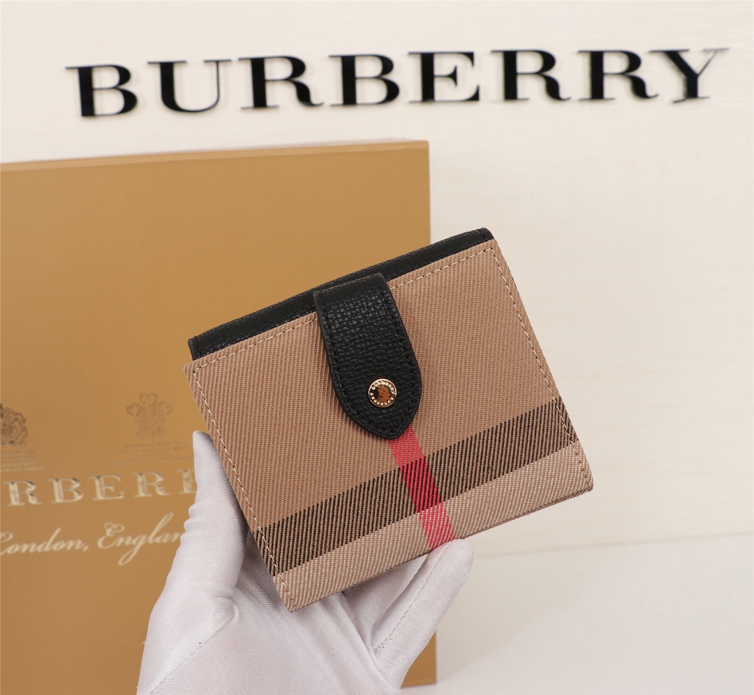 Burberry Leather Wallet Black BB0001