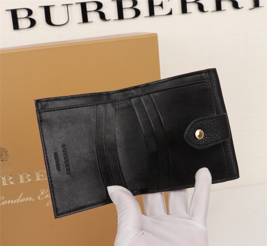 Burberry Leather Wallet Black BB0001