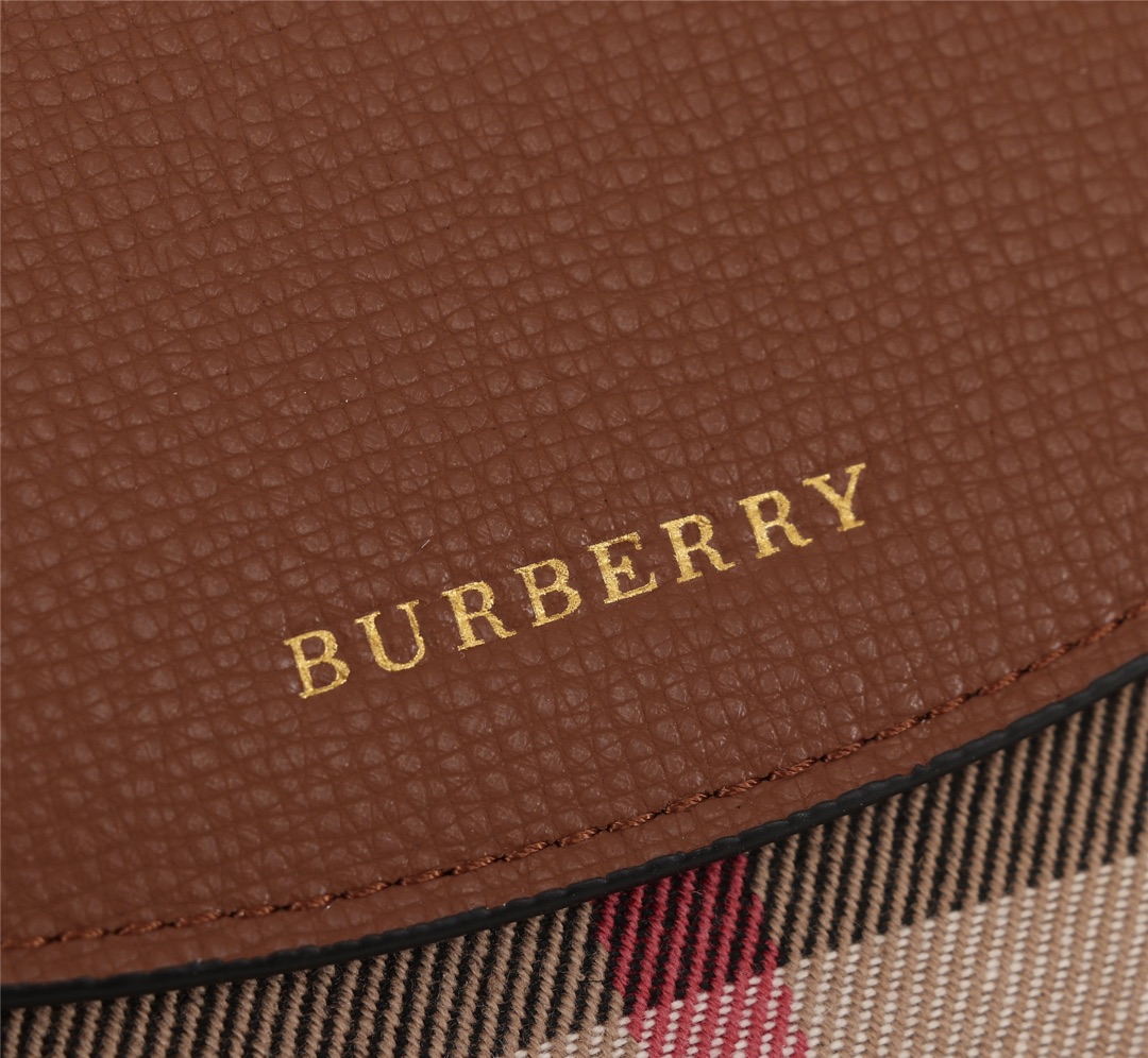 Burberry Leather Wallet Brown BB0002