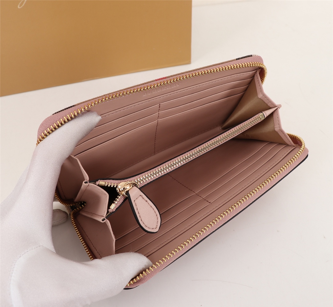 Burberry Leather Wallet Zipper Pink BB0009