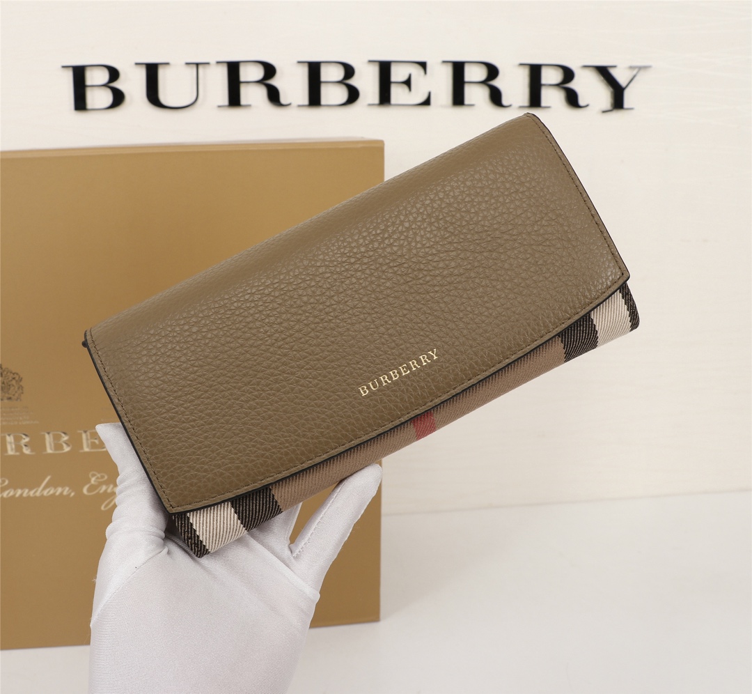 Burberry Leather Wallet Flap Green BB0013