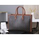 Celine horizontal cabas in Triomphe Canvas and calfskin CE0002