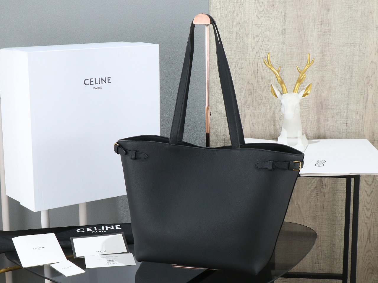 Celine MEDIUM CABAS ANAÏS CUIR TRIOMPHE in Grained calfskin CE0005