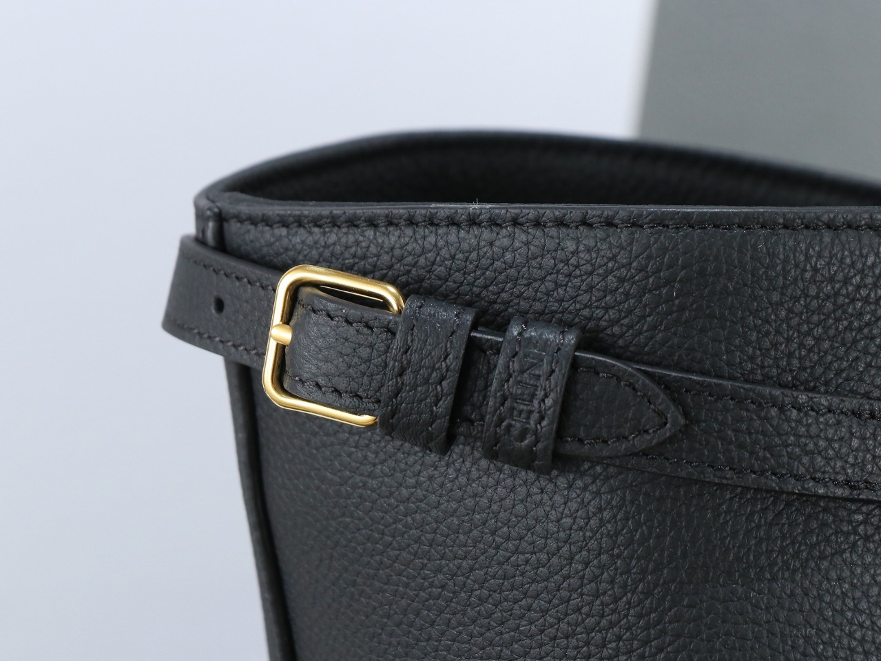 Celine MEDIUM CABAS ANAÏS CUIR TRIOMPHE in Grained calfskin CE0005