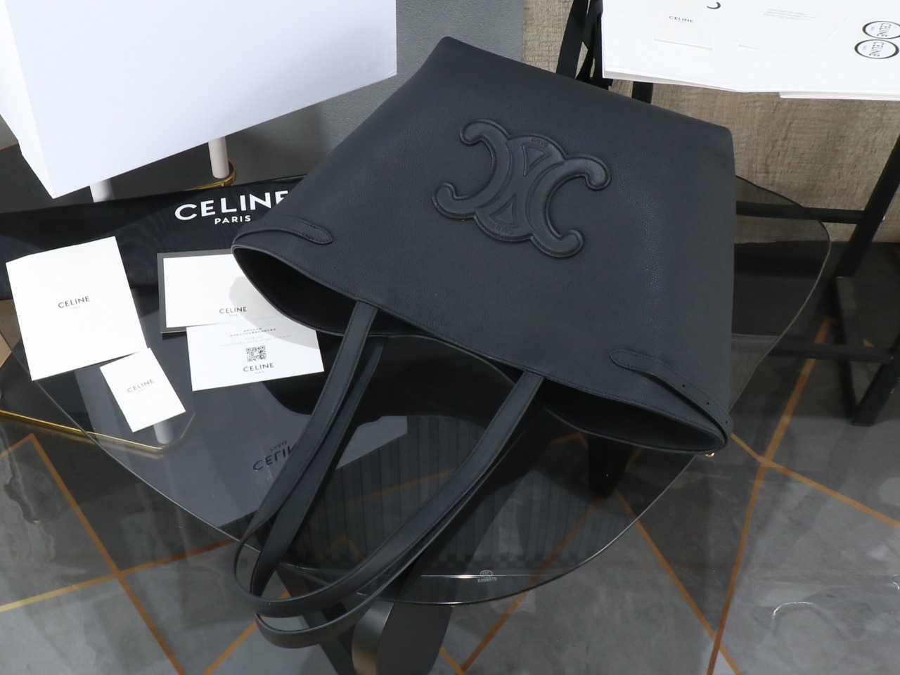 Celine MEDIUM CABAS ANAÏS CUIR TRIOMPHE in Grained calfskin CE0005