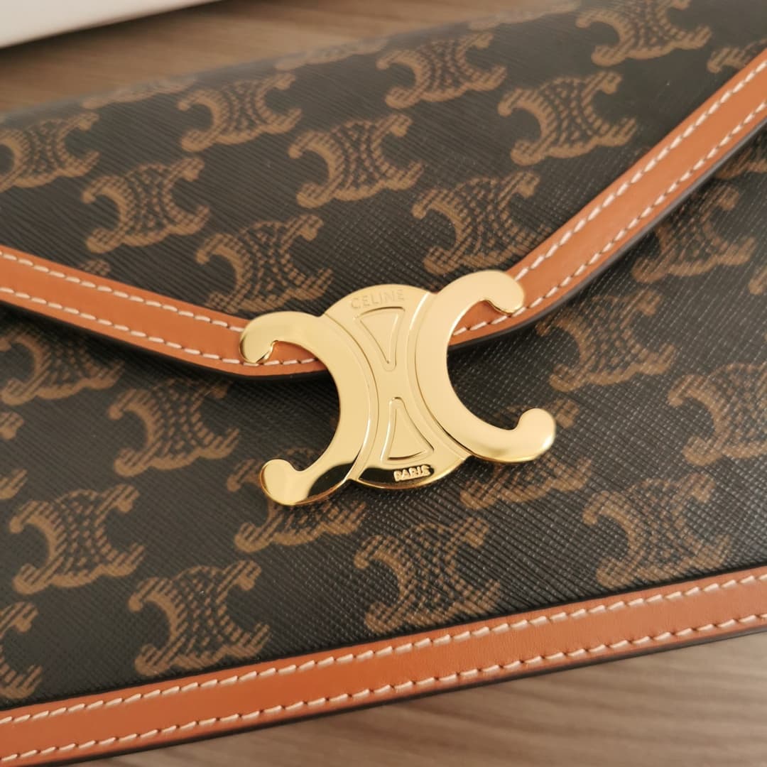 Celine WALLET ON CHAIN MARGO in TRIOMPHE CANVAS and calfskin CE0012