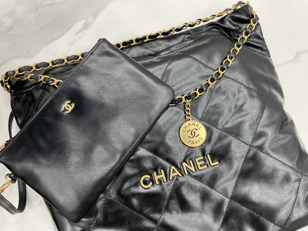 Chanel CHANEL 22 Handbag AS3261