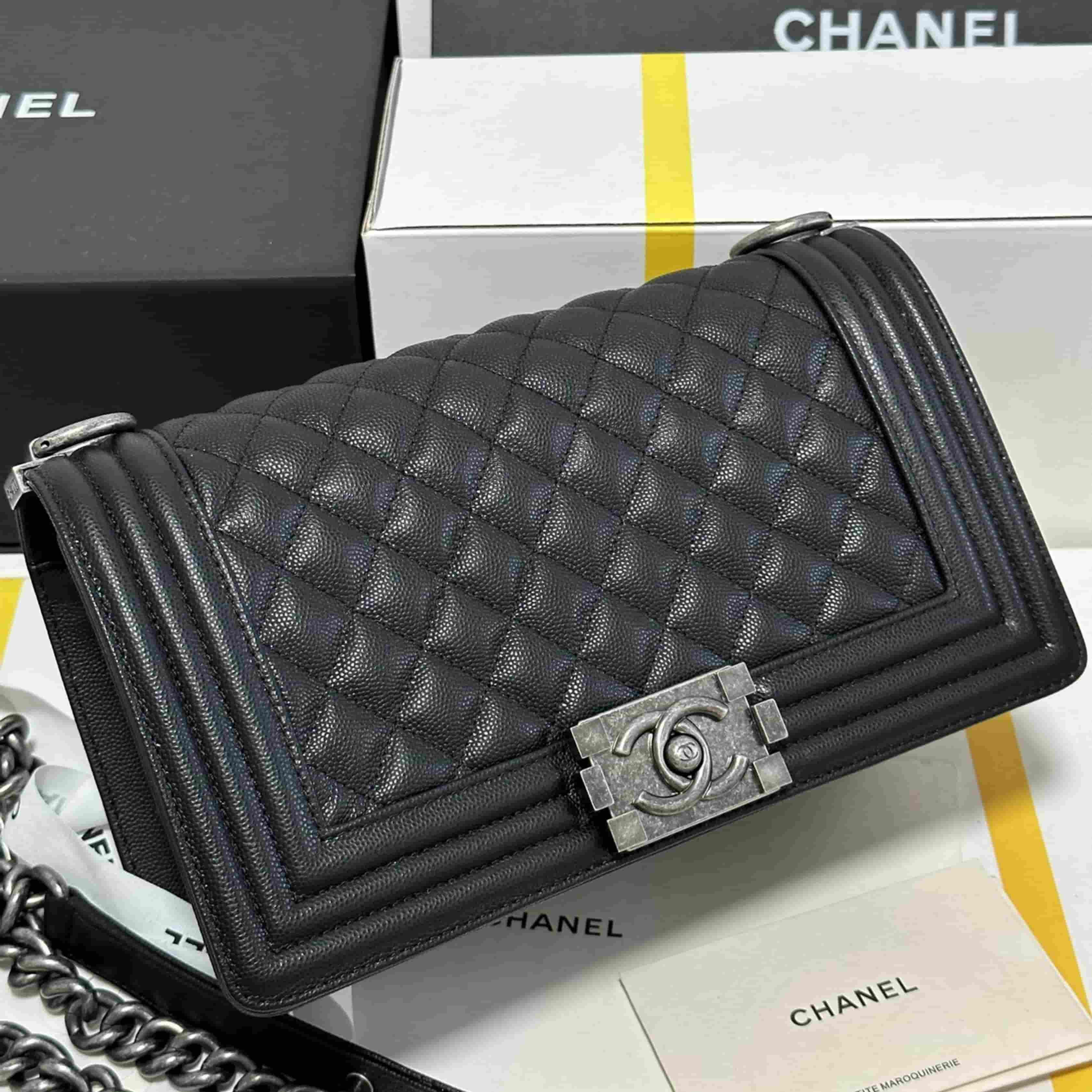 Chanel BOY CHANEL Handbag A67086