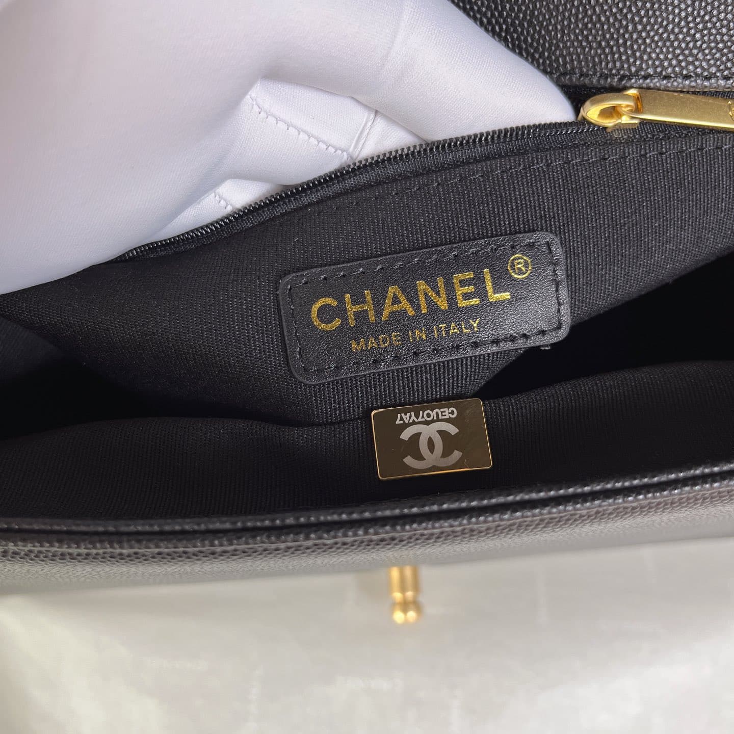 Chanel Large BOY CHANEL Handbag A92193