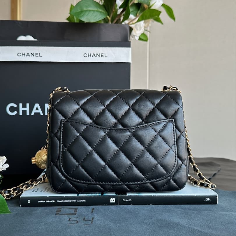 Chanel Mini Pearl Crush Flap Bag AS1786