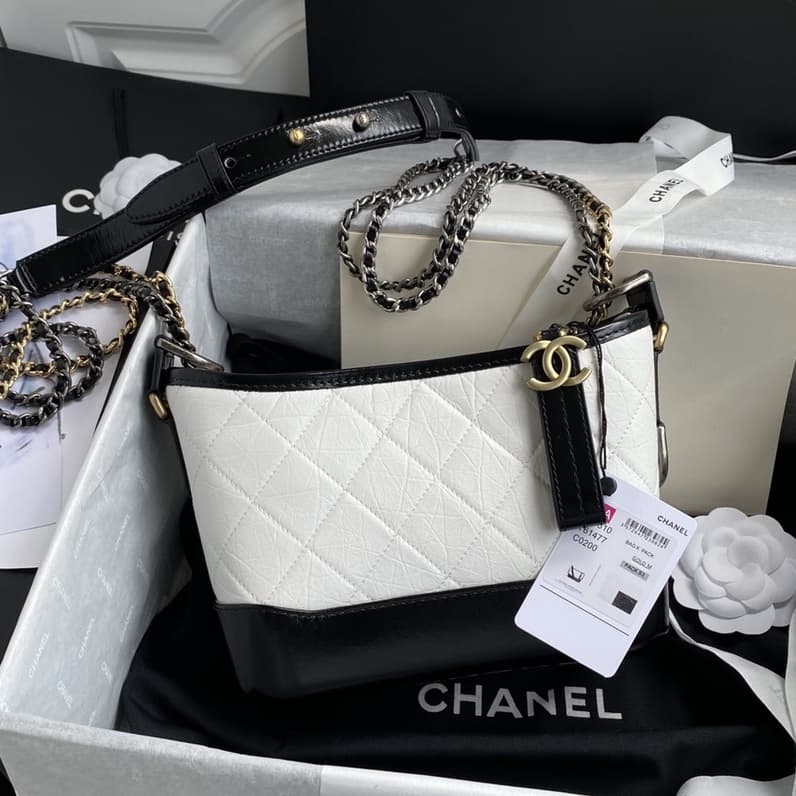 Chanel Small Gabrielle Hobo Bag A91810