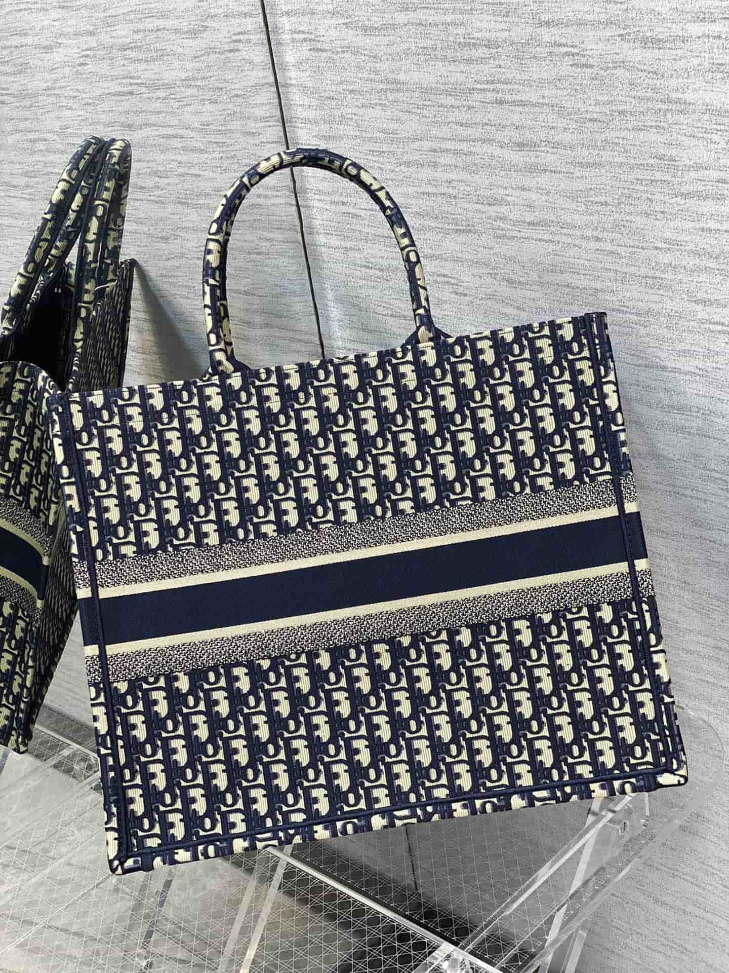 Dior Large Dior Book Tote Ecru and Blue Dior Oblique Embroidery M1286ZRIW