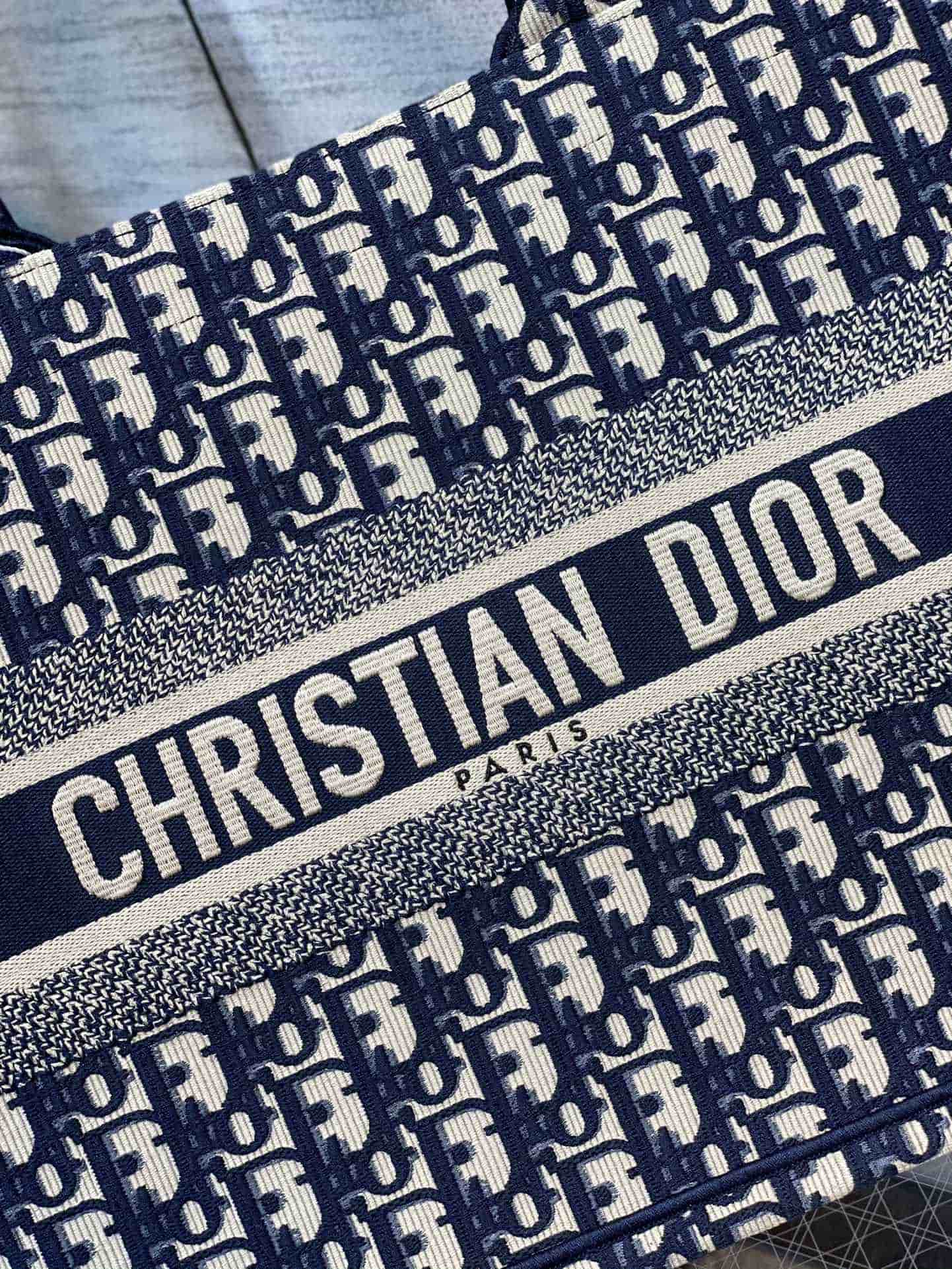 Dior Medium Dior Book Tote Ecru and Blue Dior Oblique Embroidery M1296ZRIW