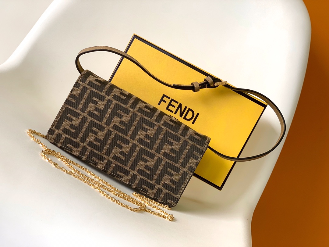 Fendi Baguette Brown FF jacquard fabric bag FD0001