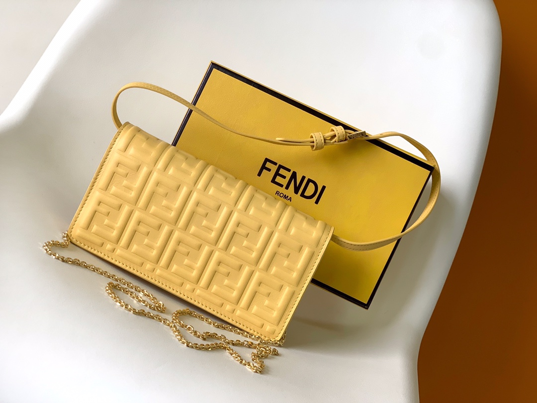 Fendi Baguette Yellow leather bag FD0003