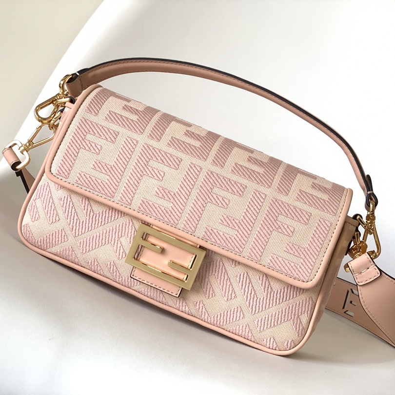 Fendi Baguette Brown bag Pink FD0018