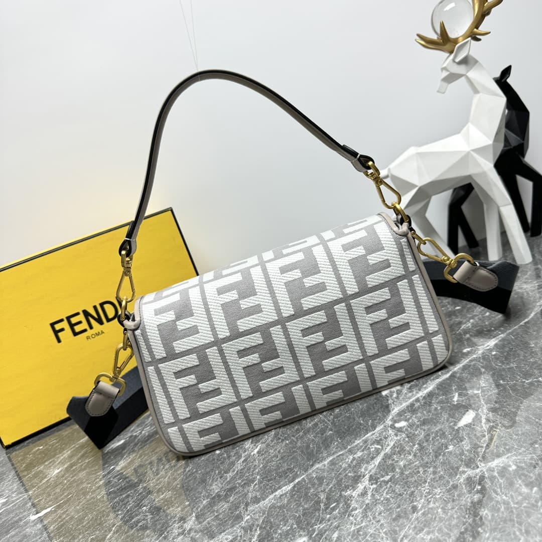 Fendi Baguette Brown bag Grey FD0022