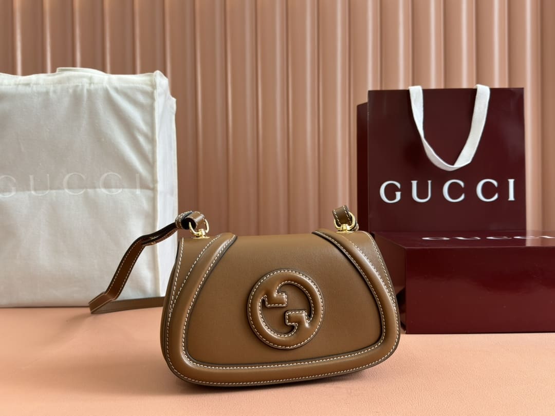 Gucci Blondie mini shoulder bag 815700 AAEC2 2718