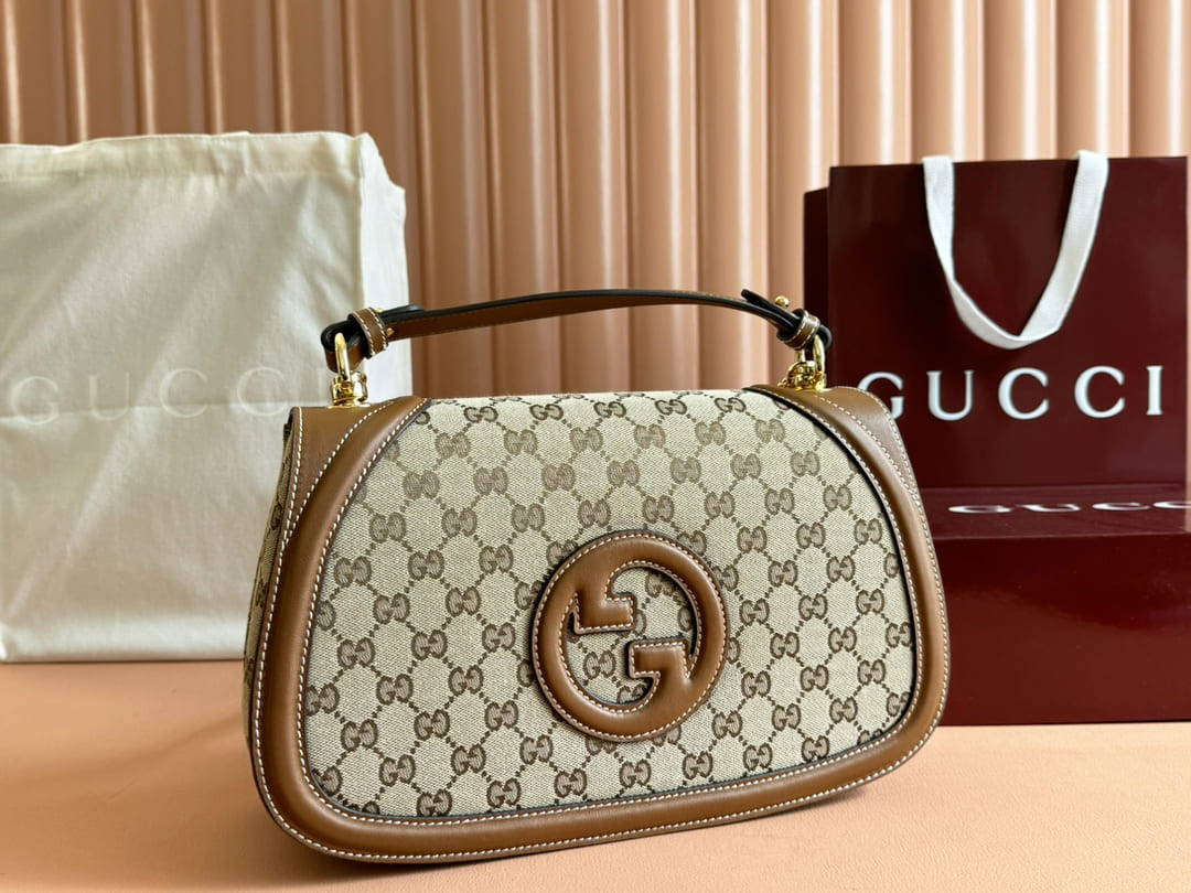 Gucci Blondie medium top handle bag  815716 HAAKG 9755