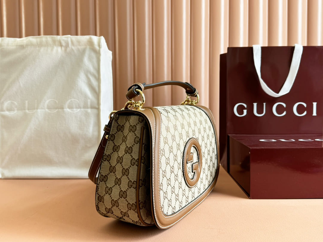 Gucci Blondie medium top handle bag  815716 HAAKG 9755