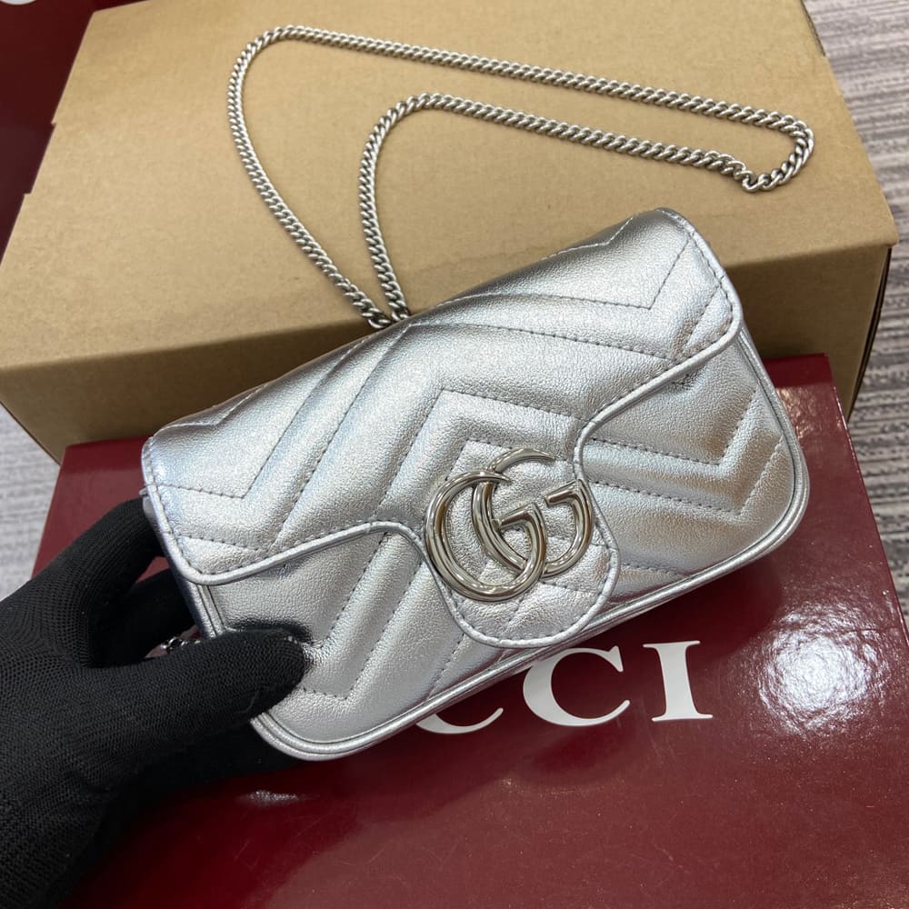 Gucci GG Marmont super mini bag ‎476433 AAESE 8106