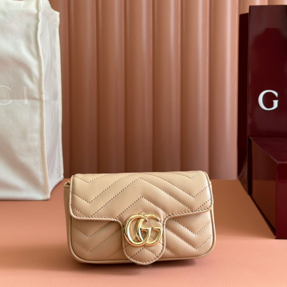 Gucci GG Marmont super mini bag ‎476433 - apricot