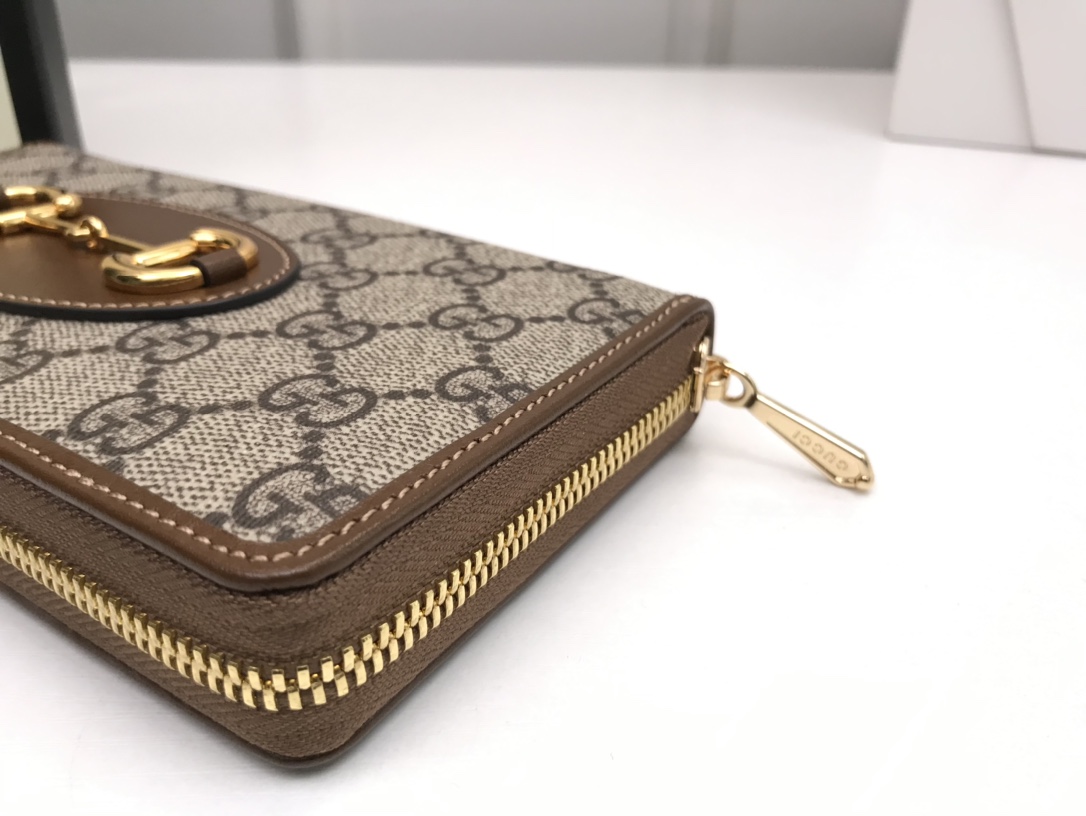 Gucci Horsebit 1955 zip around wallet 621889 92TCG 8563