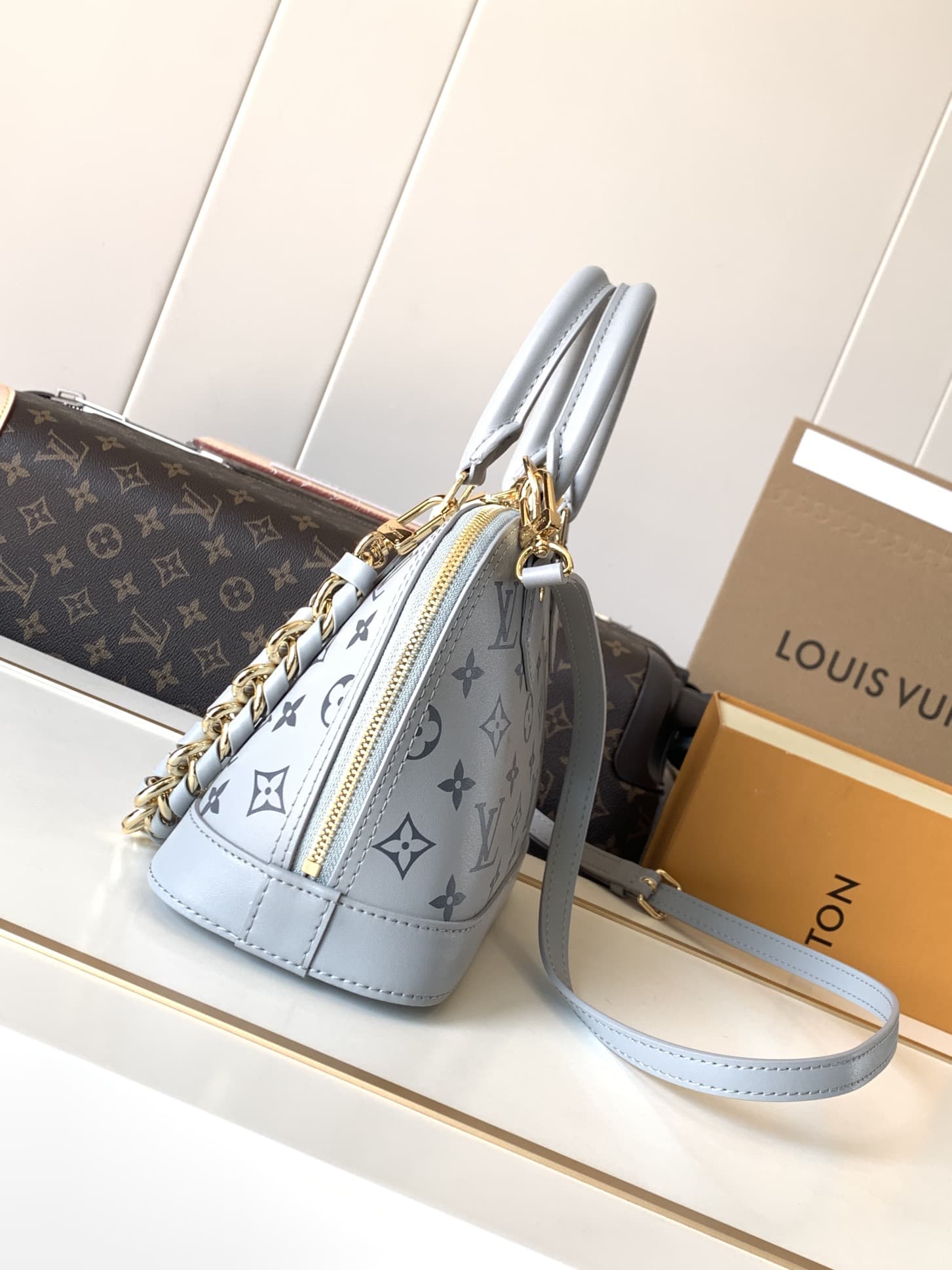 Louis Vuitton Alma BB Handbag  M12561 