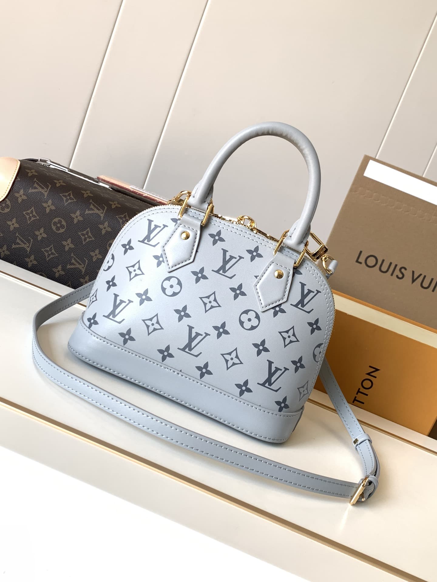 Louis Vuitton Alma BB Handbag  M12561 