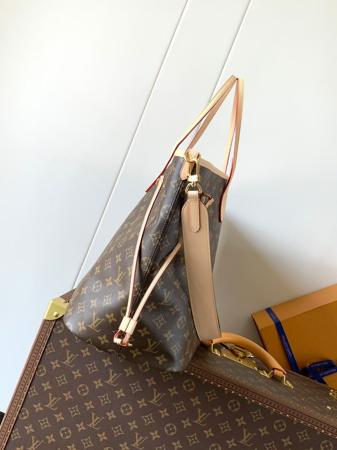 Louis Vuitton Neverfull Bandoulière Inside Out GM Handbag M11948 