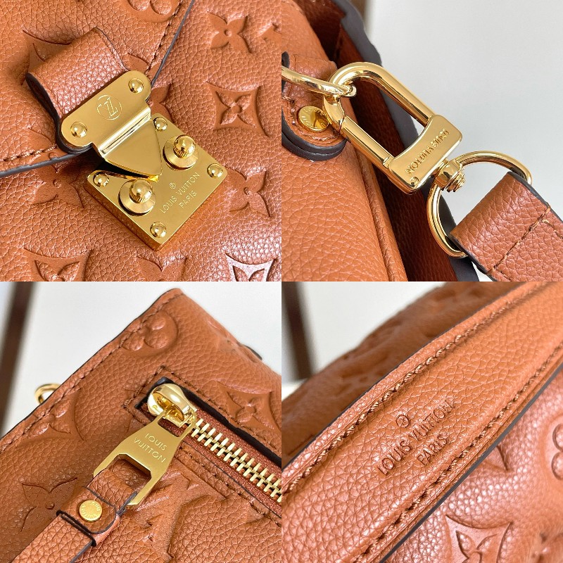 Louis Vuitton Pochette Métis Handbag M12711 