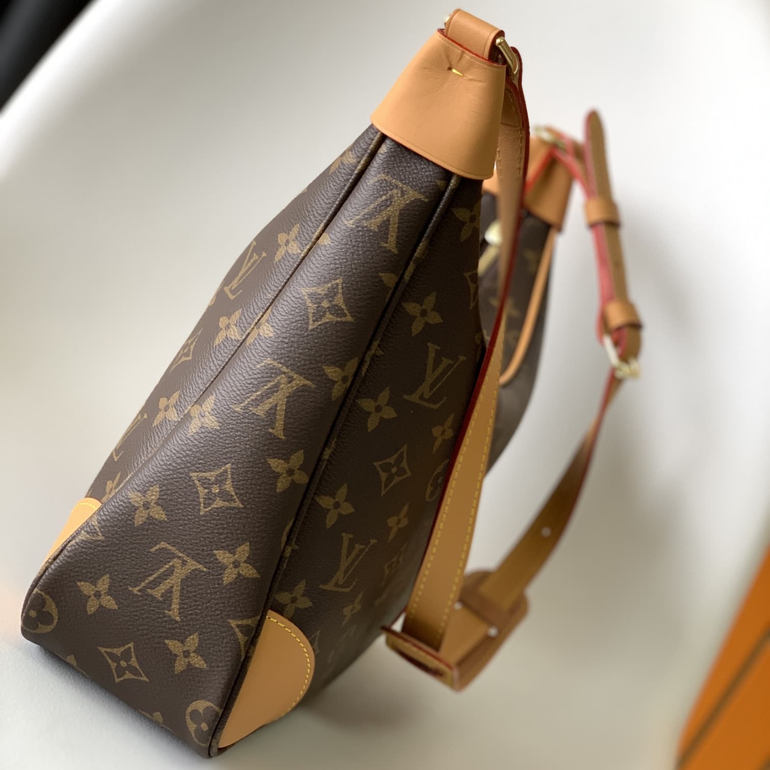 Louis Vuitton Boulogne Handbag M51265 