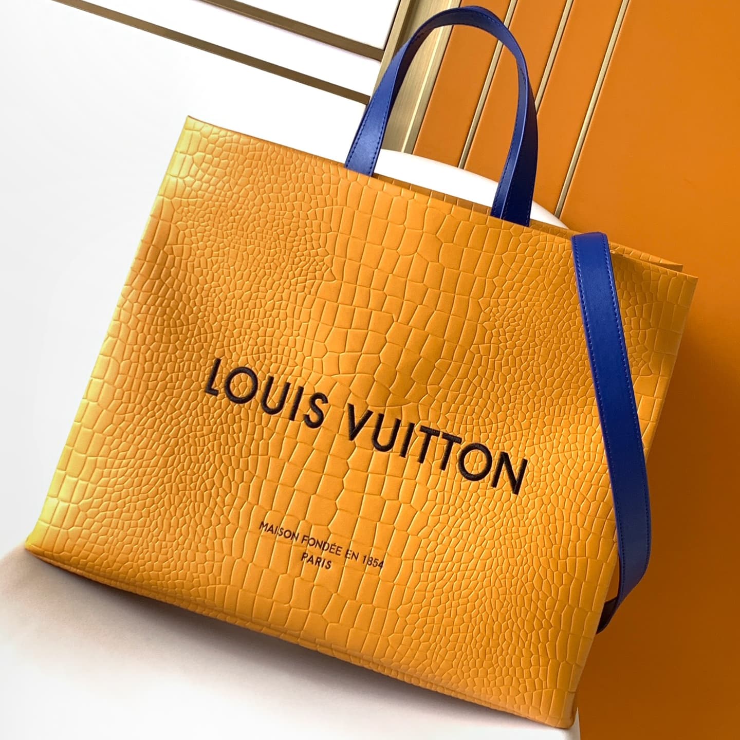 Louis Vuitton Shopper Tote MM Handbag M24457 