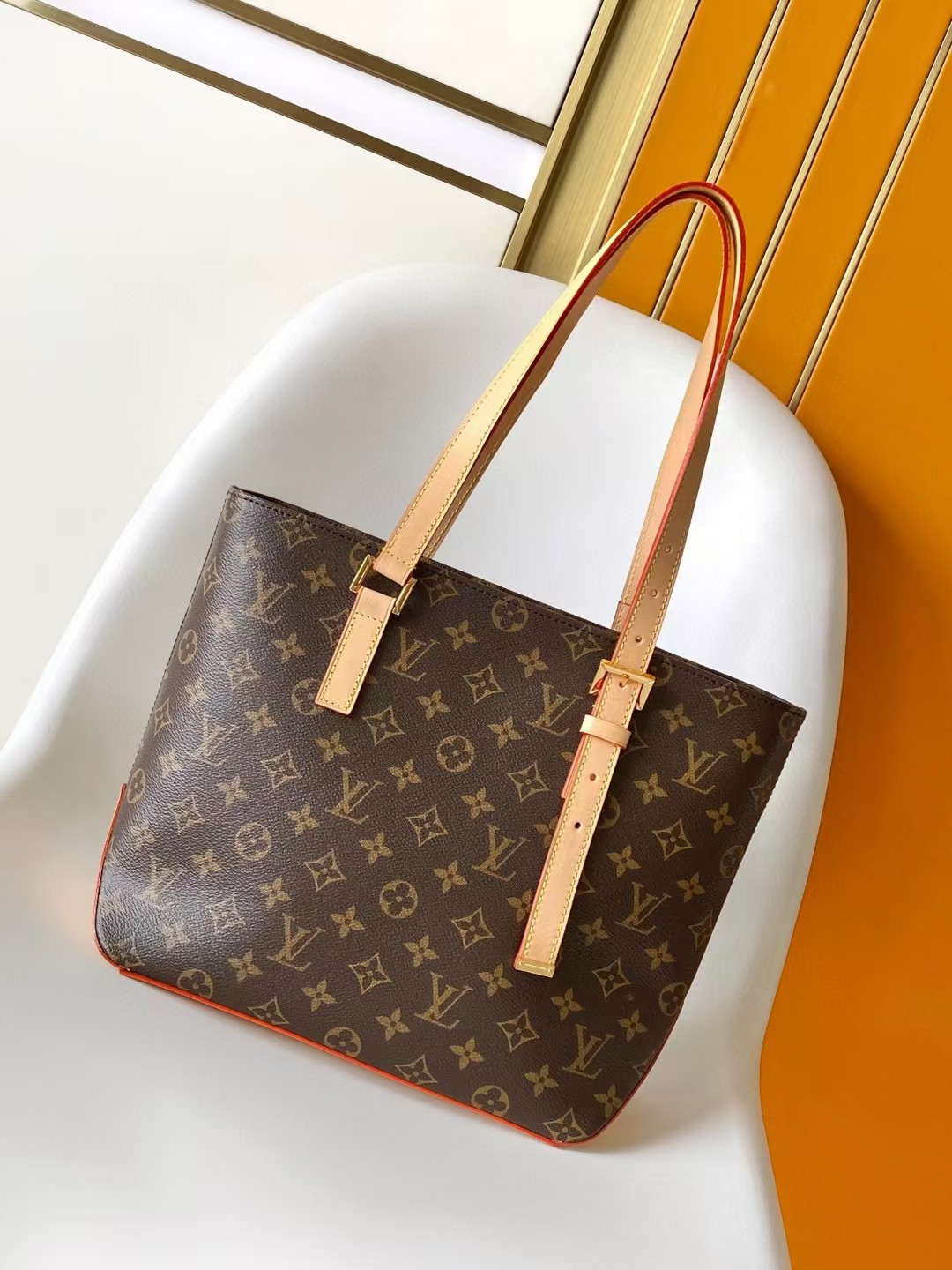 Louis Vuitton Piano Handbag M12095 