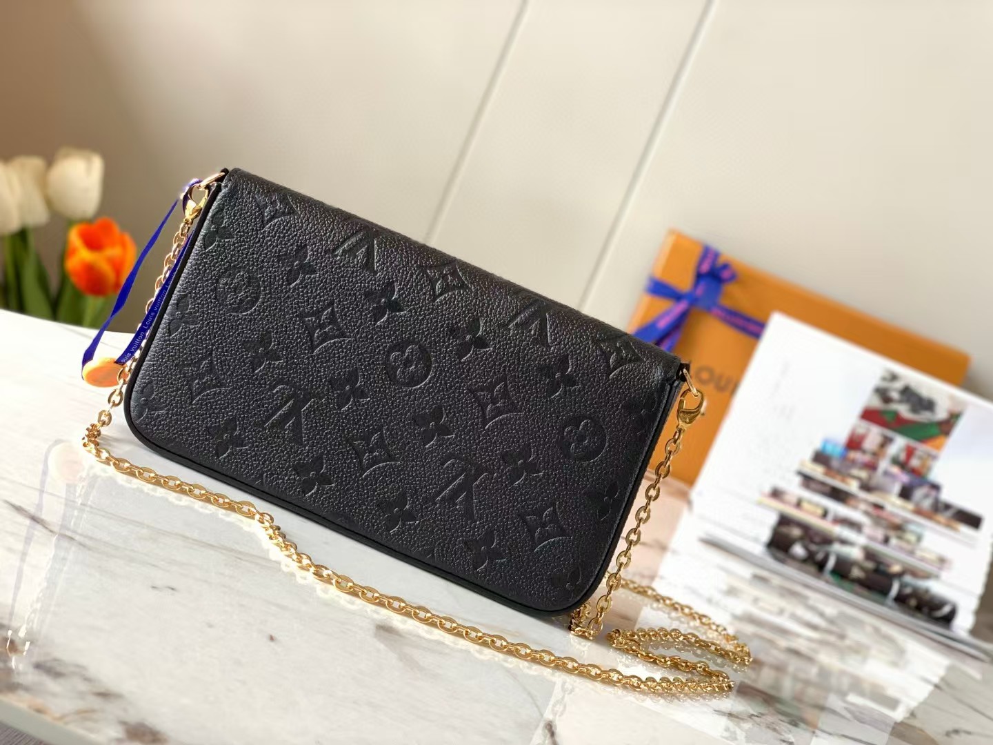 Louis Vuitton Félicie Pochette Handbag M82477