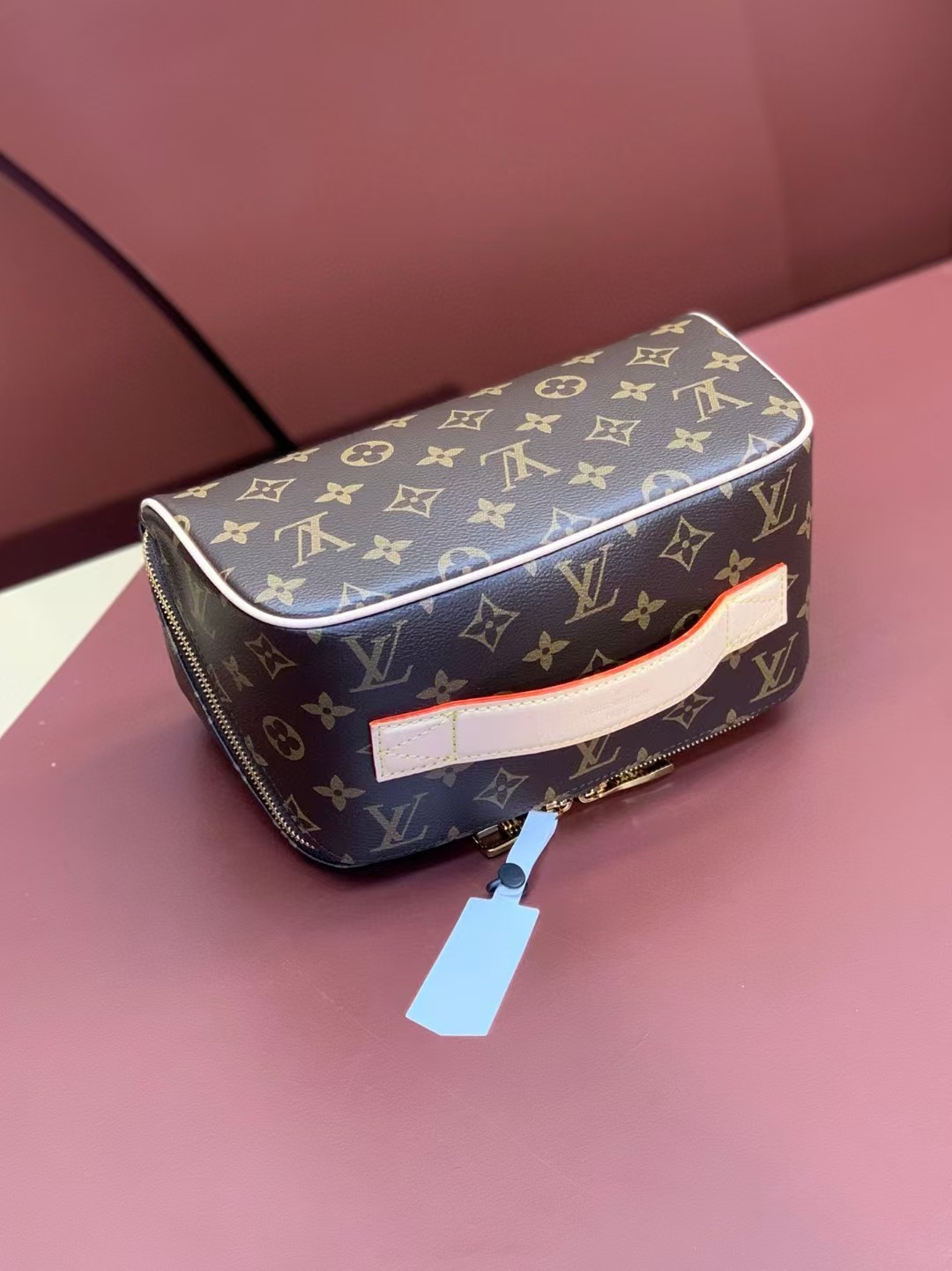 Louis Vuitton Toiletry Bag M11750 