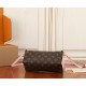 Louis Vuitton Bloom Pouch Handbag M11303 