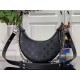 Louis Vuitton Loop Handbag M11267 