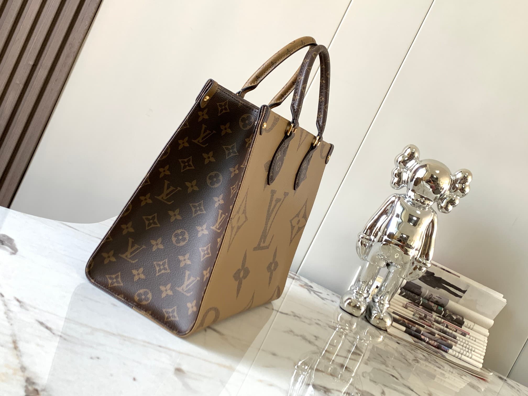 Louis Vuitton OnTheGo MM Handbag M45321 