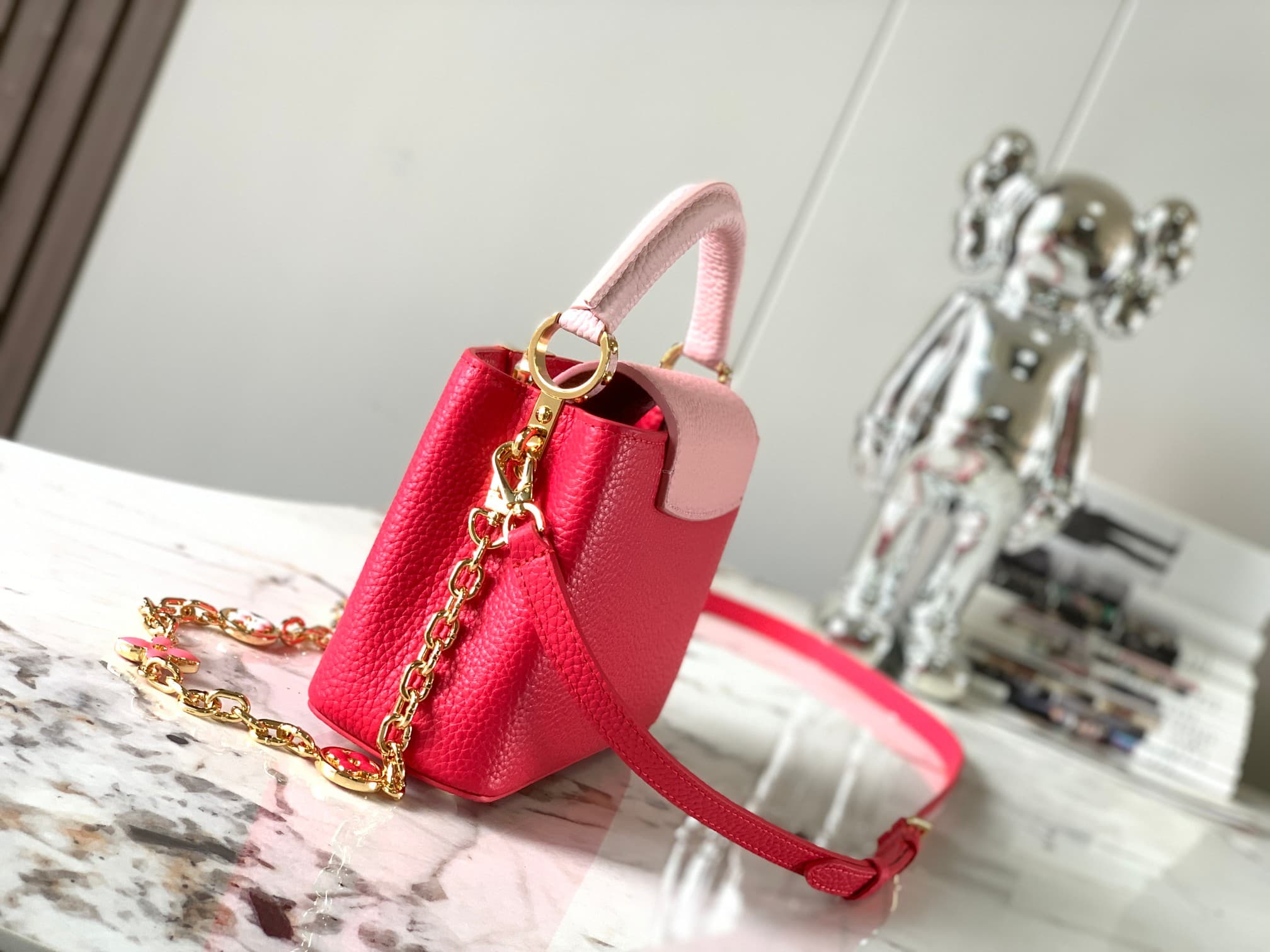 Louis Vuitton Capucines Mini Handbag M20845 