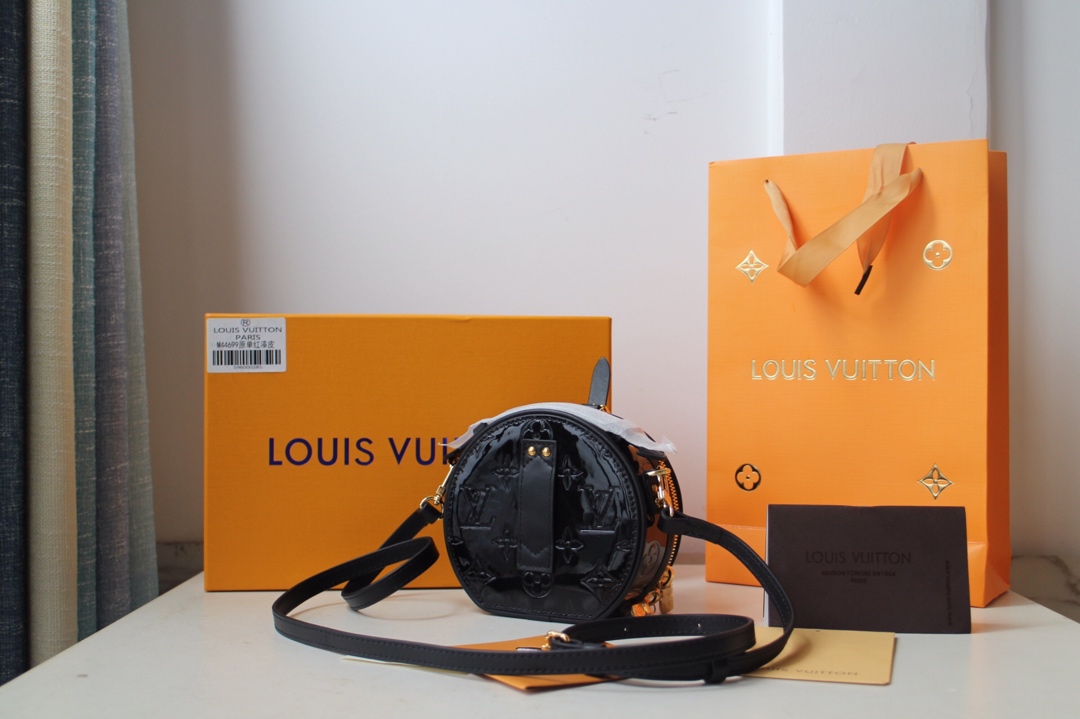 Louis Vuitton Mini Boite Chapeau Box Bag Black M44699