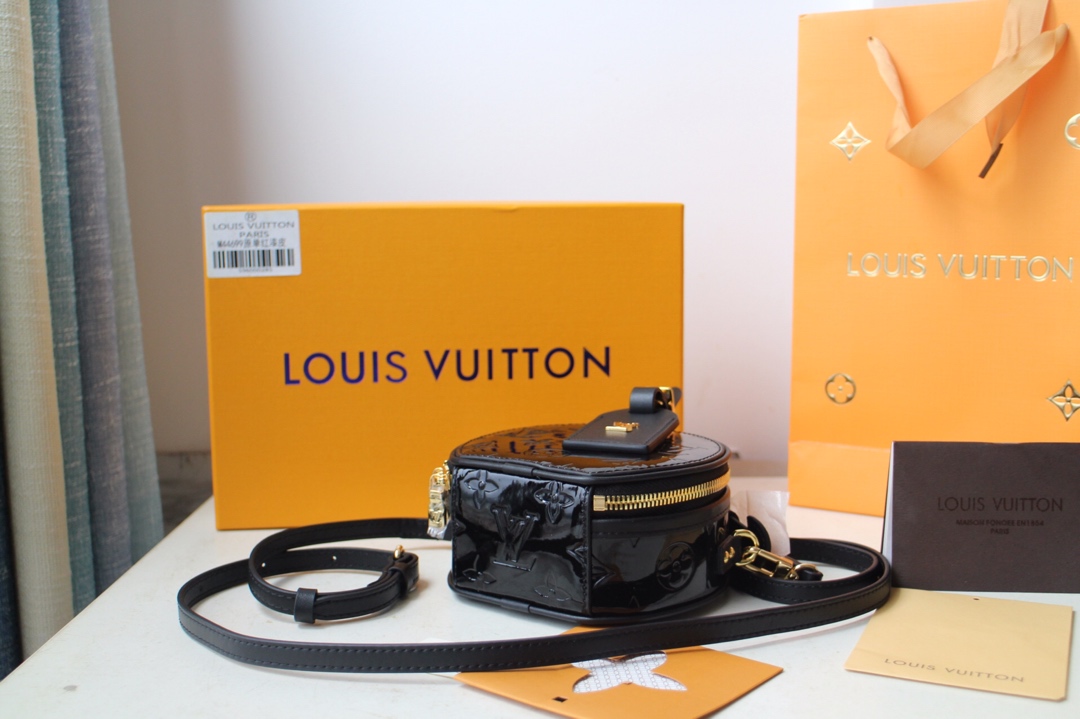 Louis Vuitton Mini Boite Chapeau Box Bag Black M44699