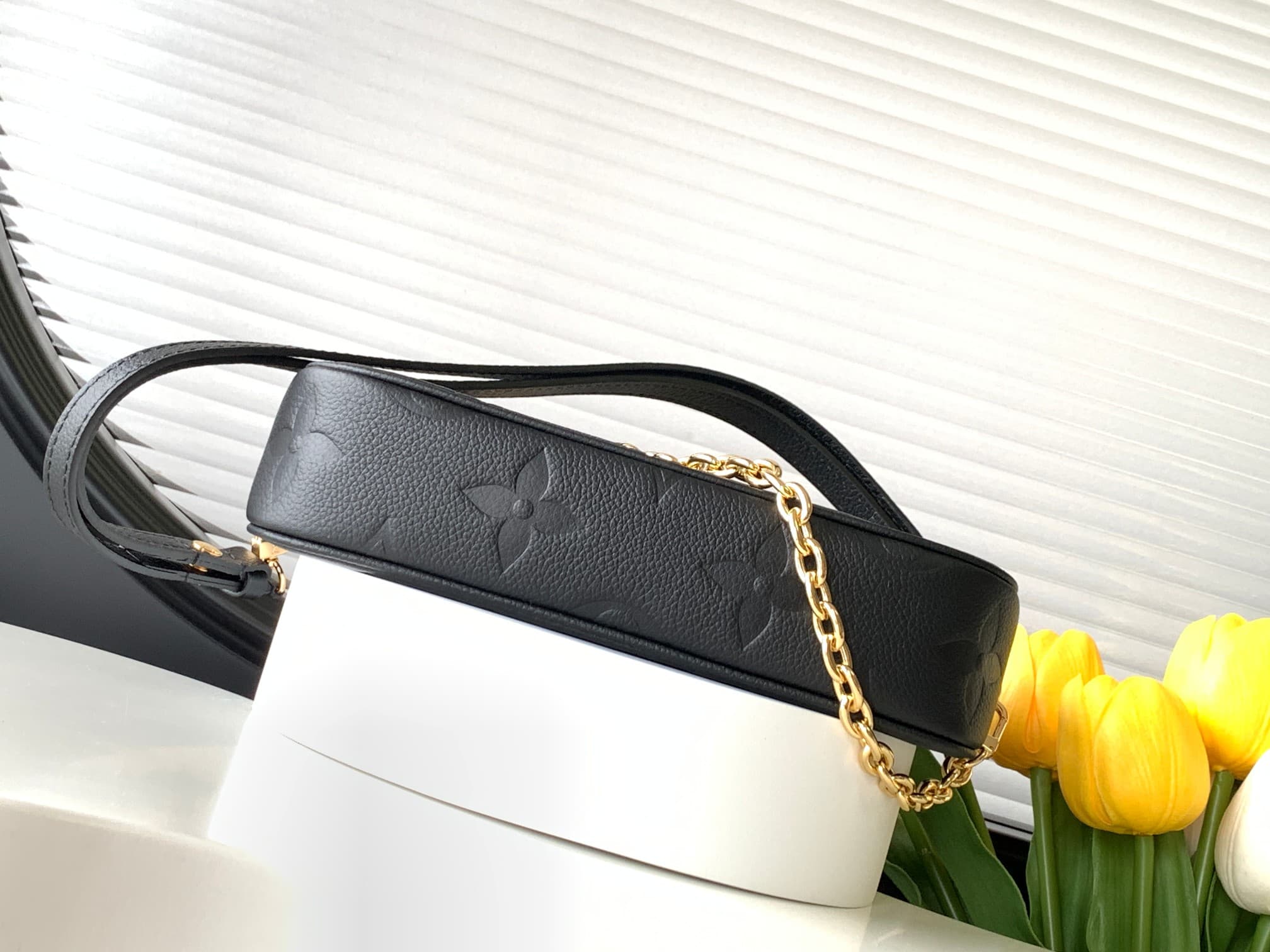 Louis Vuitton Wallet On Chain Ivy Handbag M82154