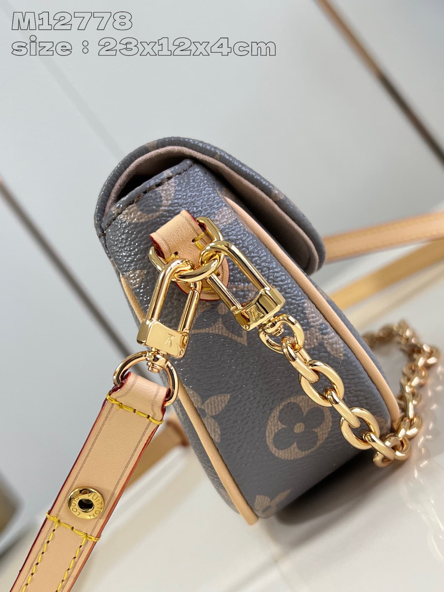 Louis Vuitton Wallet On Chain Ivy Handbag M12778