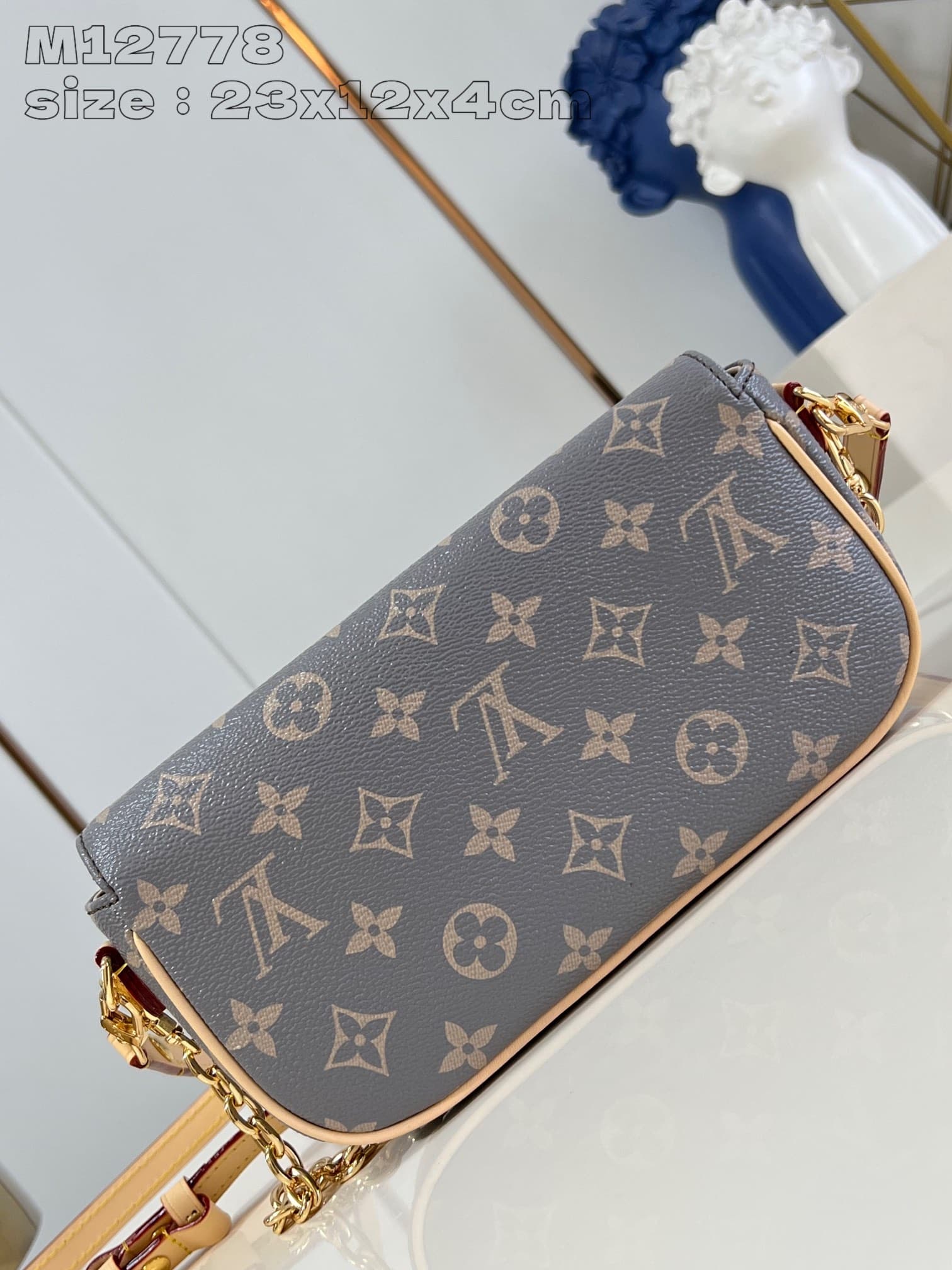 Louis Vuitton Wallet On Chain Ivy Handbag M12778