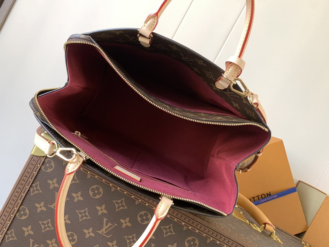 Louis Vuitton Grand Palais Handbag M45898