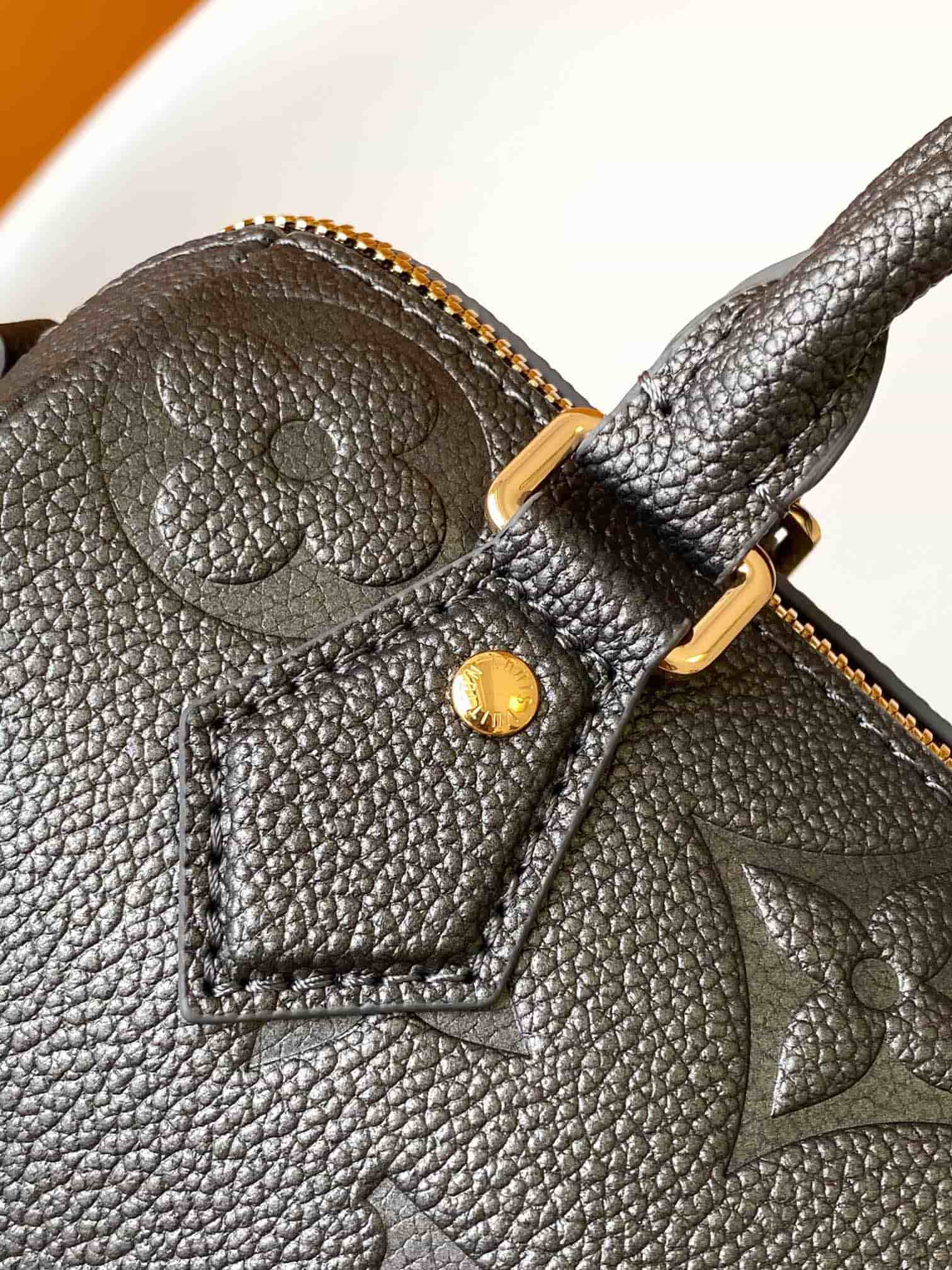 Louis Vuitton Speedy Bandoulière 20 Handbag M58953