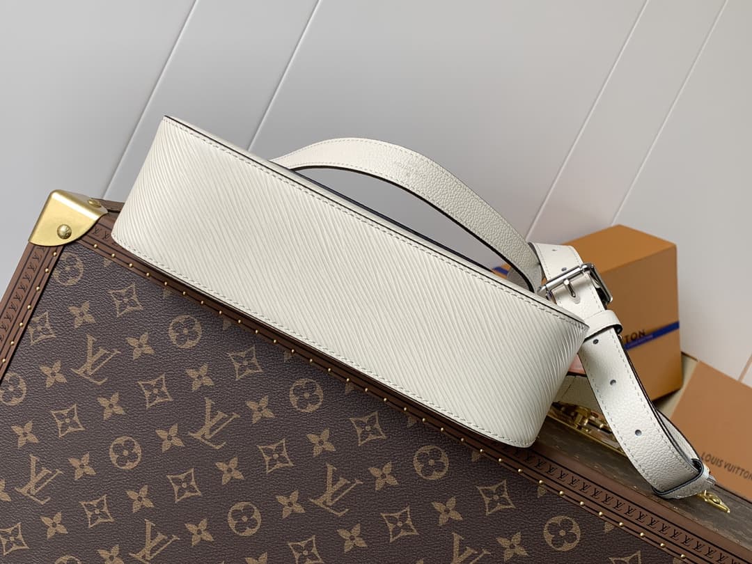 Louis Vuitton Marellini Handbag M20999