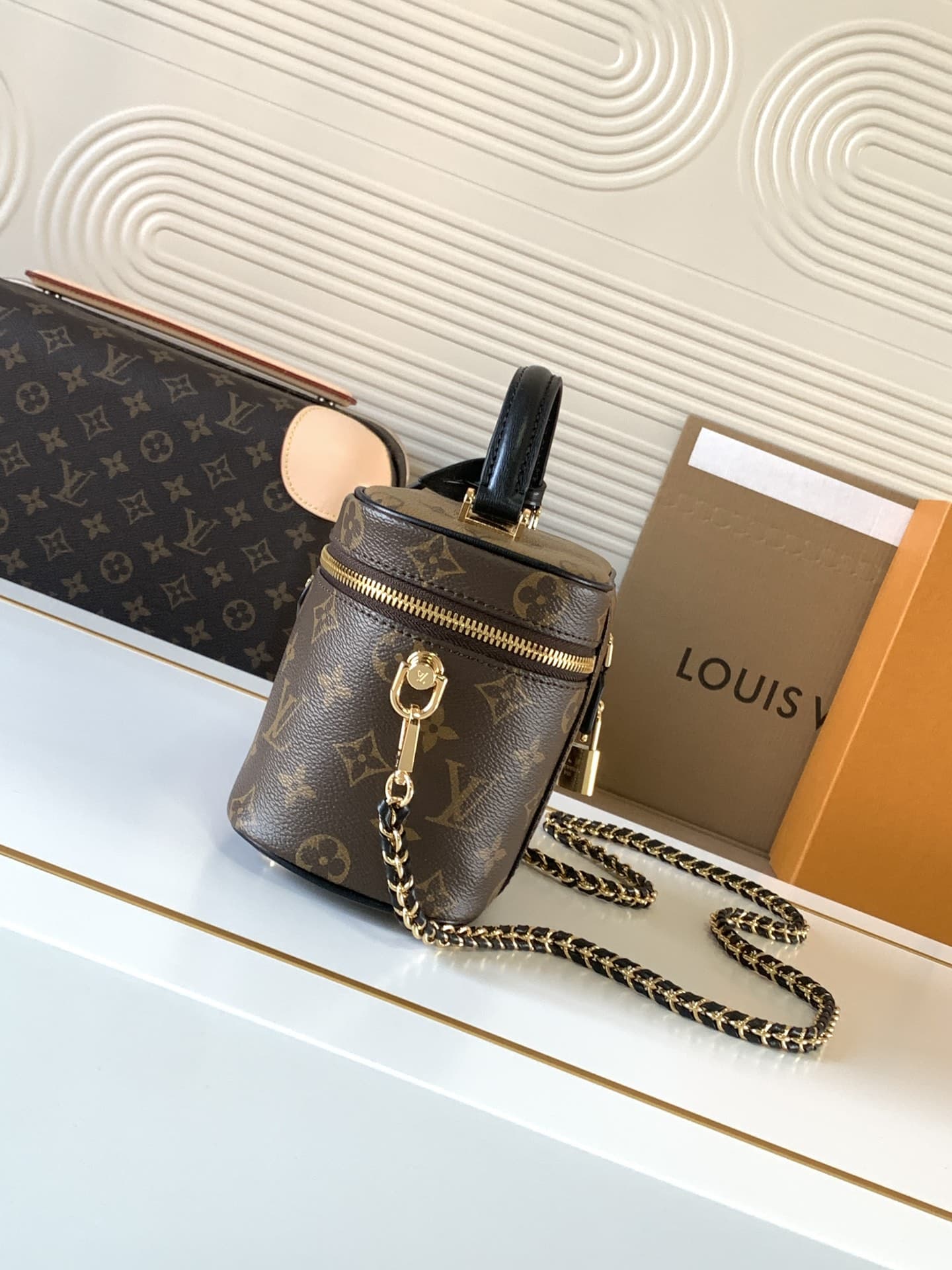 Louis Vuitton Vanity PM Makeup Bag M47128