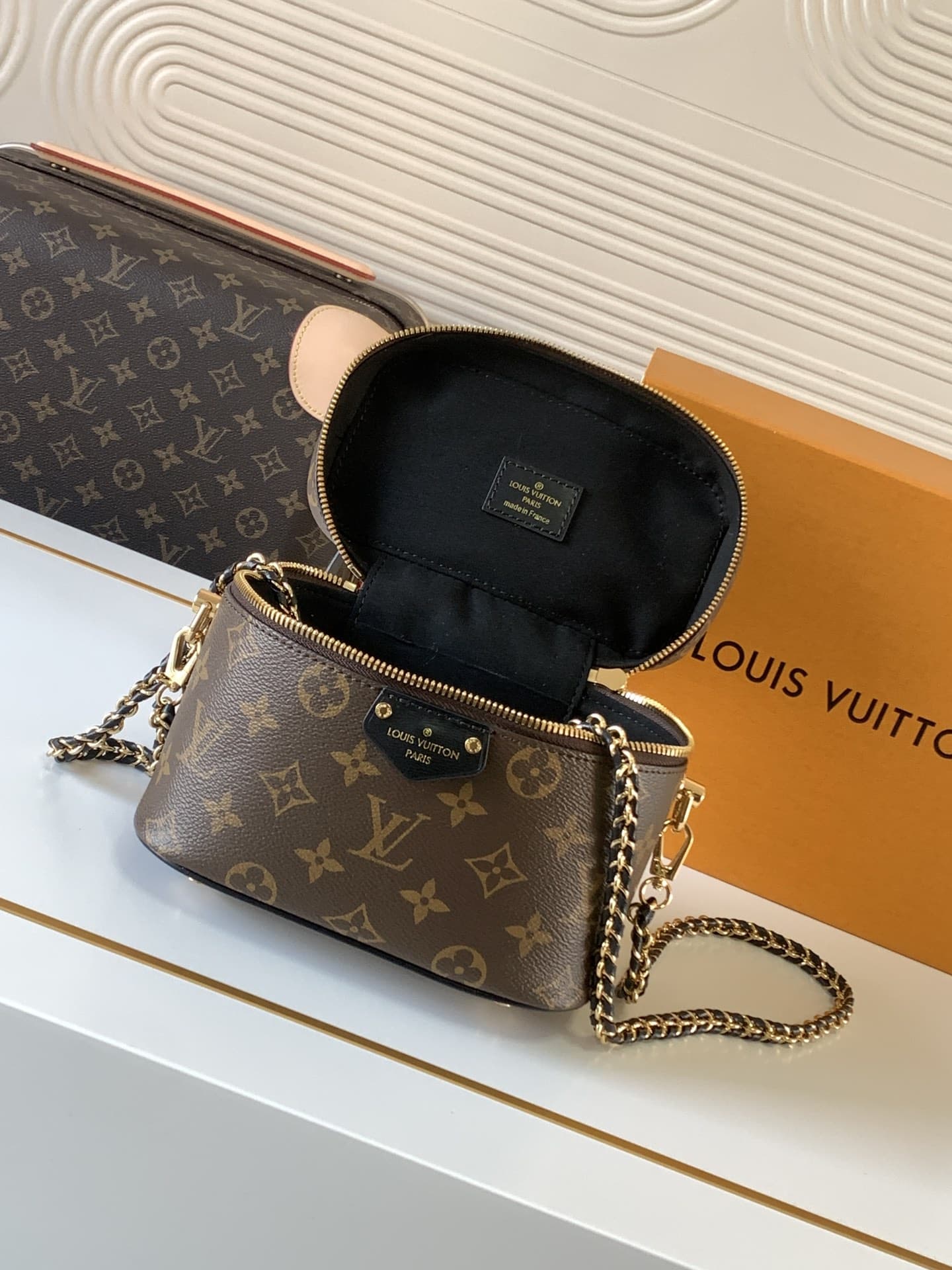 Louis Vuitton Vanity PM Makeup Bag M47128